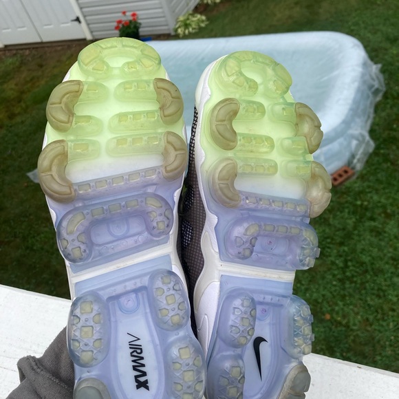Nike Vapormax Grid Pattern size 9.5 mens - Picture 7 of 11
